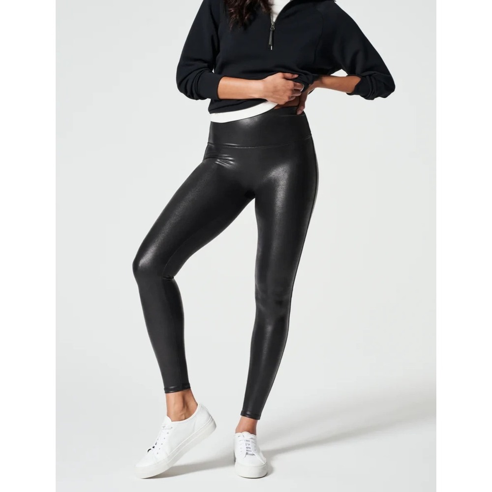 SPANX Faux Leather Shaping Leggings High Rise color Black Style 2437 Size Large
